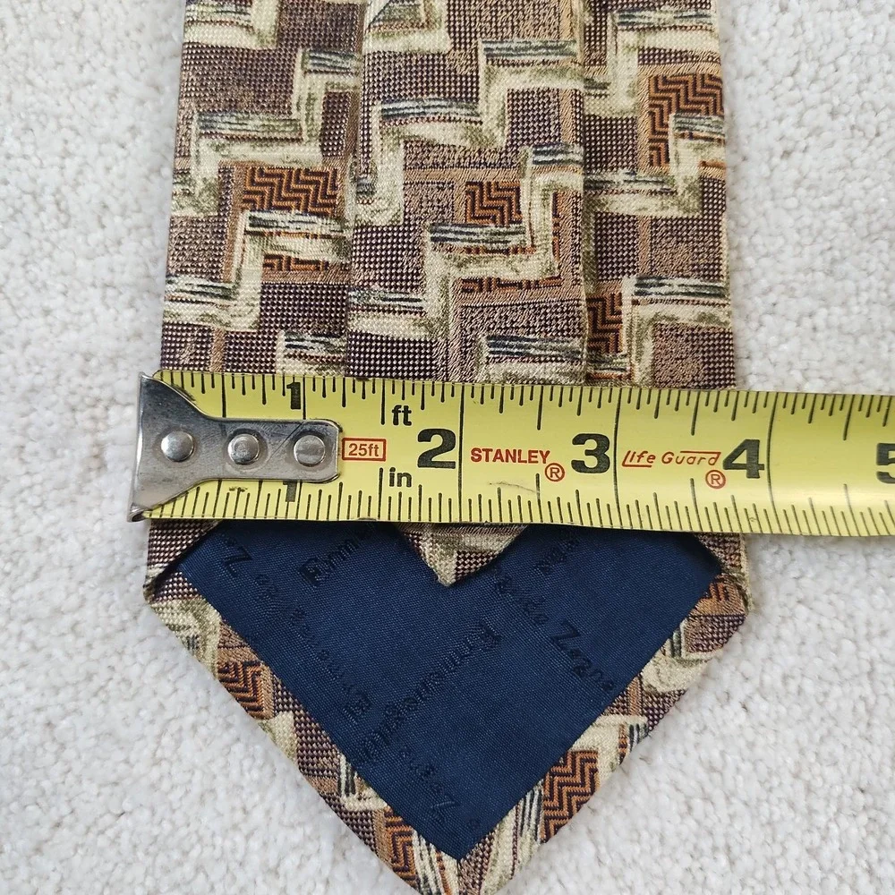 VTG Ermenegildo Zegna Silk Neck Tie Geometric 3 3/4x 57 Made In Italy EUC